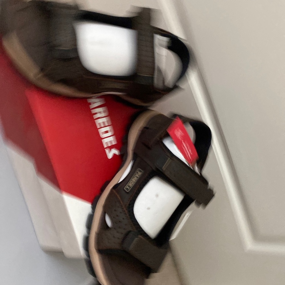 Paredes men’s sandals brown size 12